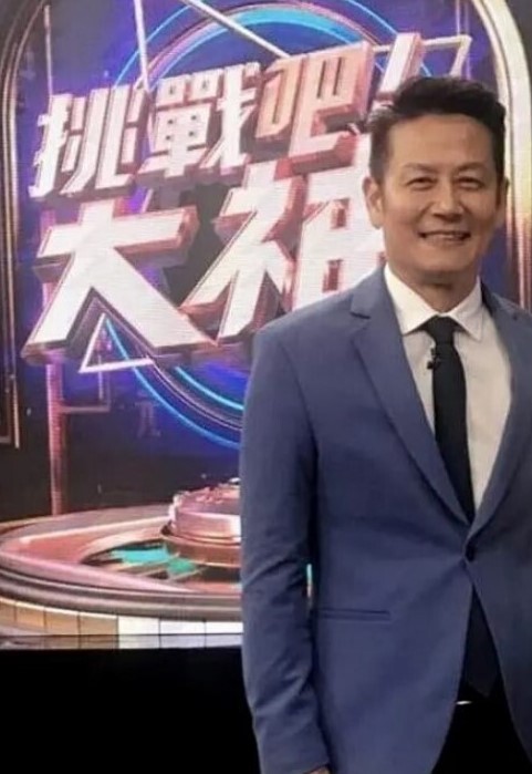 探花蜡笔老公小二蛋不粗制滥造探花专找足浴妹子 - 998号